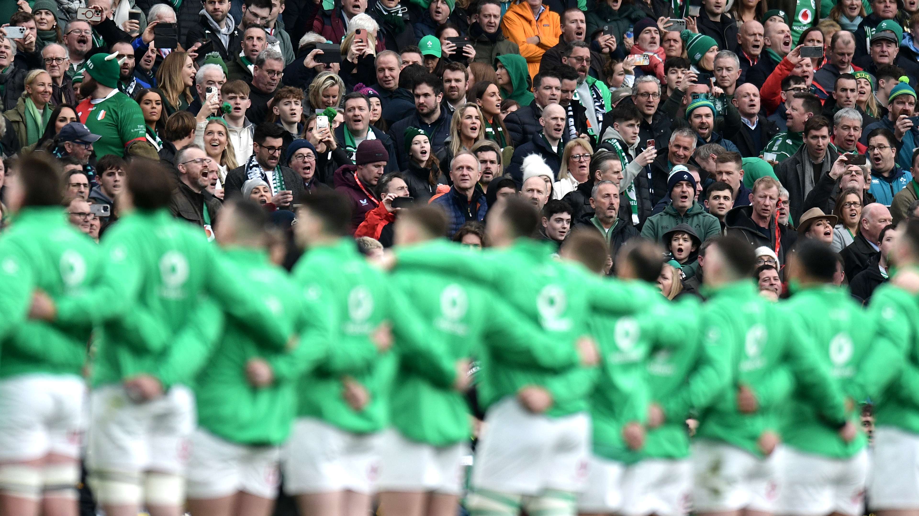 內擔任國家 內擔任國家